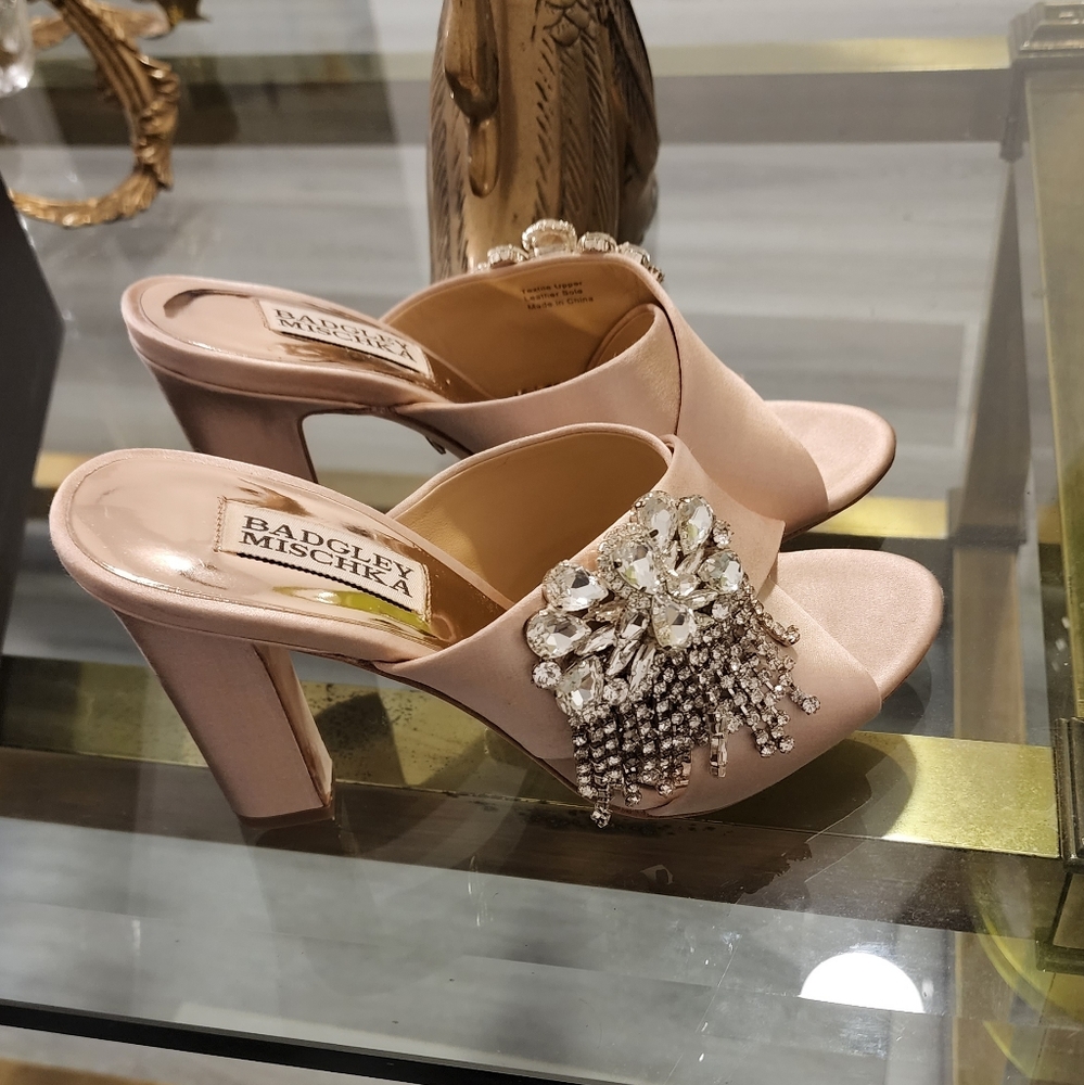 Badgley mischka sandal